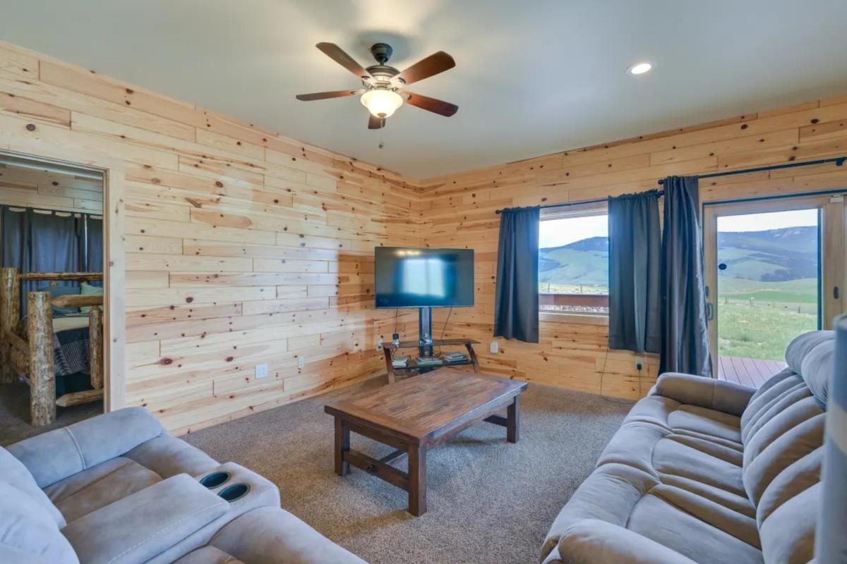 Sportsman Lodge Melrose Mt Бьютт Экстерьер фото