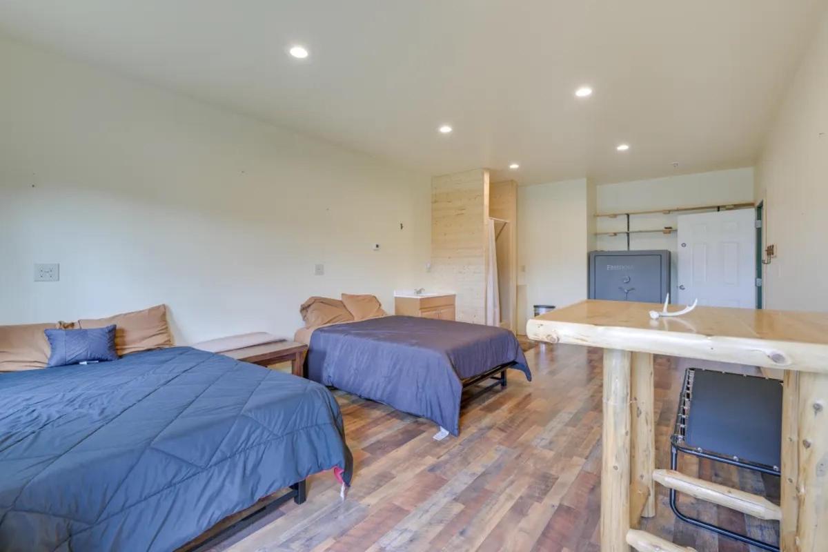 Sportsman Lodge Melrose Mt Бьютт Экстерьер фото