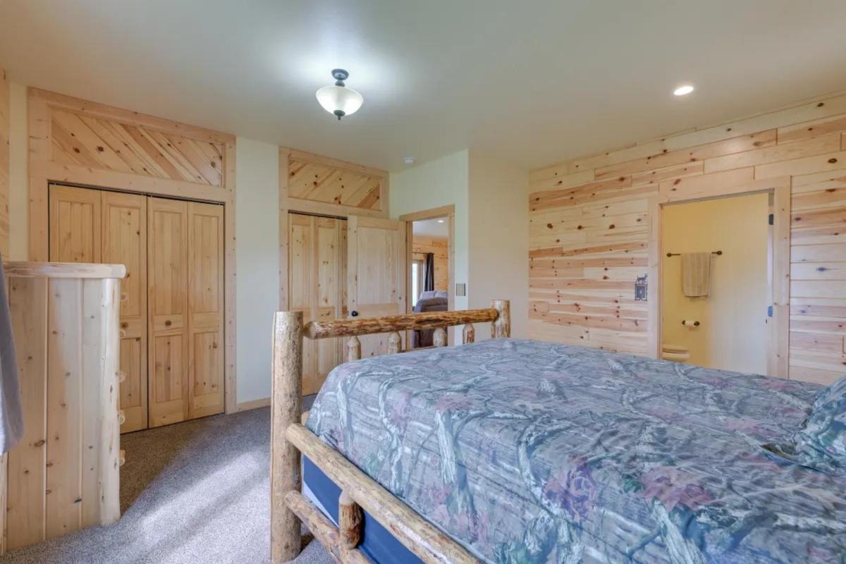 Sportsman Lodge Melrose Mt Бьютт Экстерьер фото