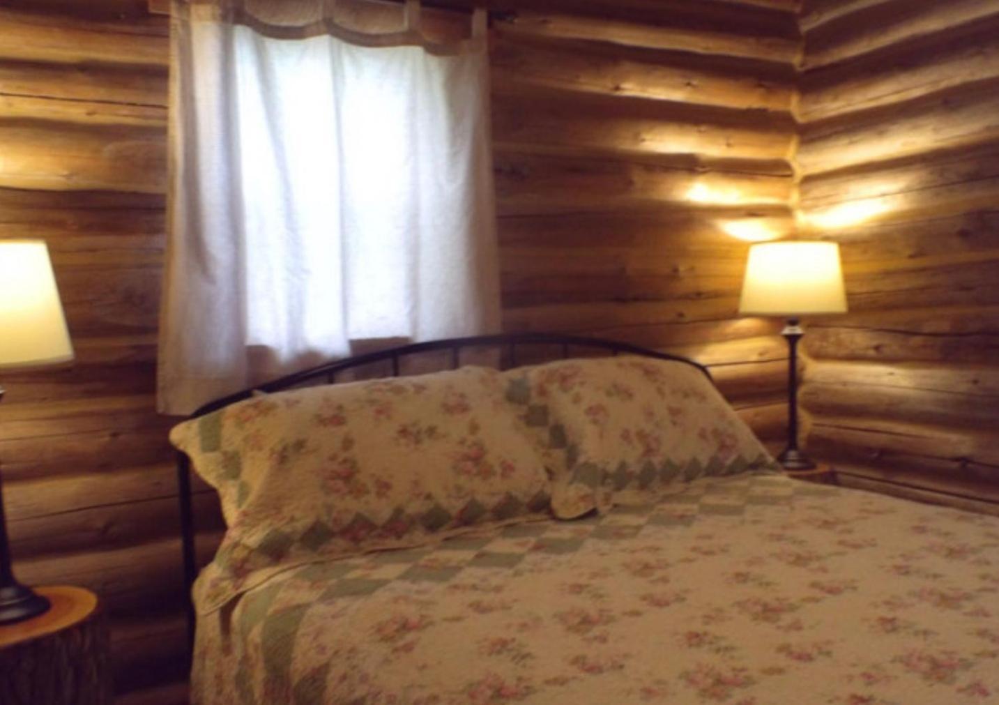 Sportsman Lodge Melrose Mt Бьютт Экстерьер фото